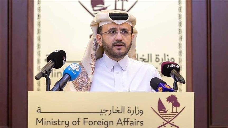 Le porte-parole officiel du ministère qatari des Affaires étrangères, Majid Al-Ansari, a déclaré aujourd'hui mardi que la médiation menée par le Qatar continue de mettre un terme à la guerre contre Gaza, ajoutant qu'il y a un échange d'idées entre le Qatar et diverses parties à cet égard.