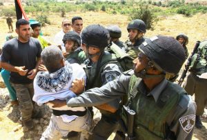 agression des forces d'occupation à Hébron